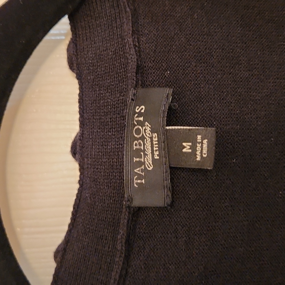 Talbots Established 1947 Bundle Red/Black Ruffled Button Front Cardigans Size MP - Picture 4 of 11